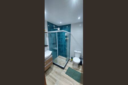 Casa de condomínio à venda com 180m², 3 quartos e 1 vagaBanheiro