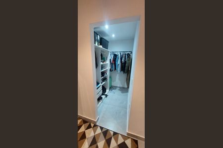 Casa de condomínio à venda com 180m², 3 quartos e 1 vagaQuarto