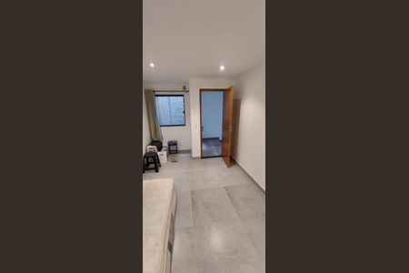 Casa de condomínio à venda com 180m², 3 quartos e 1 vagaQuarto