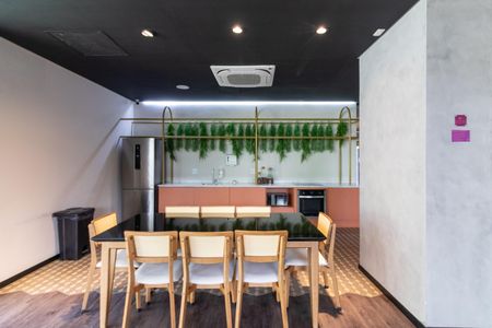 Studio à venda com 29m², 1 quarto e sem vagaÁrea comum - Salão de festas