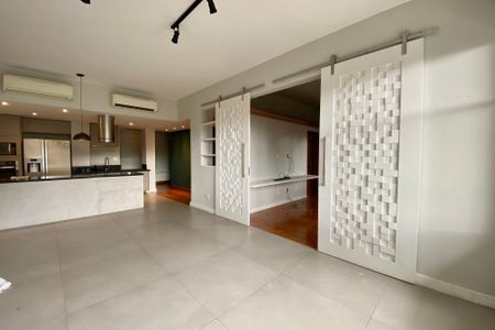 Sala  de apartamento para alugar com 3 quartos, 138m² em Lagoa, Rio de Janeiro