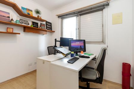 Apartamento à venda com 198m², 4 quartos e 2 vagasQuarto 2