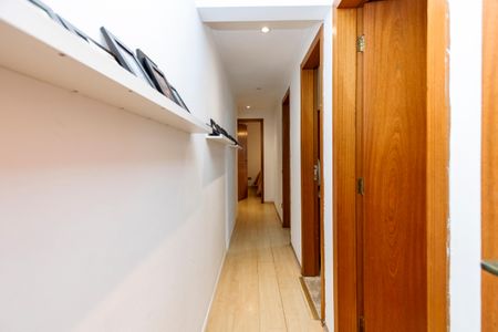 Apartamento à venda com 198m², 4 quartos e 2 vagasCorredor