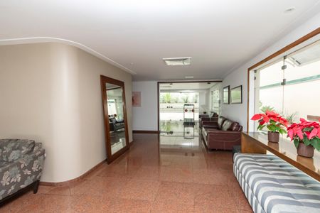 Apartamento à venda com 198m², 4 quartos e 2 vagasHall de Entrada