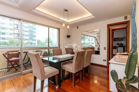 Apartamento à venda com 198m², 4 quartos e 2 vagasSala