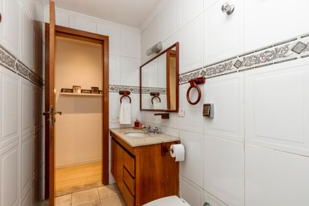 Apartamento à venda com 198m², 4 quartos e 2 vagasBanheiro