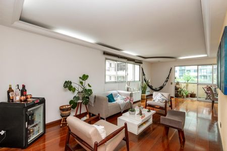 Apartamento à venda com 198m², 4 quartos e 2 vagasSala