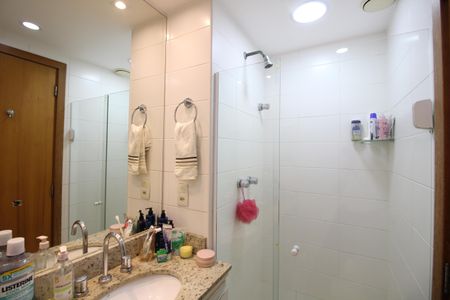 Apartamento à venda com 143m², 2 quartos e 2 vagasBanheiro Social 1