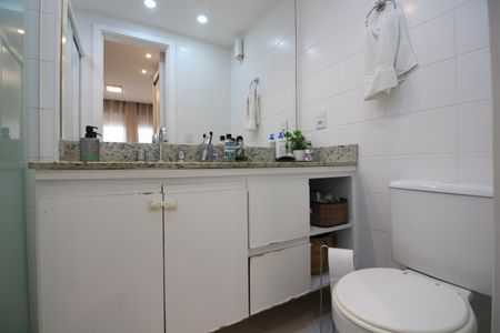 Apartamento à venda com 143m², 2 quartos e 2 vagasQuarto 2 - Suíte