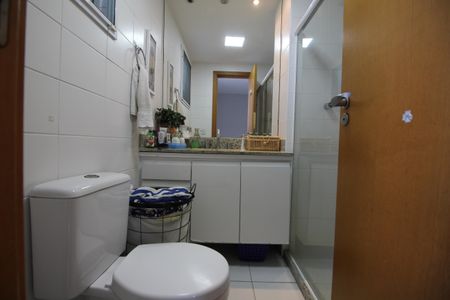 Apartamento à venda com 143m², 2 quartos e 2 vagasBanheiro Social 2