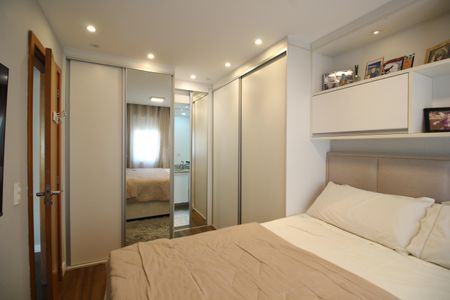 Apartamento à venda com 143m², 2 quartos e 2 vagasQuarto 2