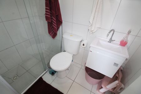 Banheiro de apartamento para alugar com 2 quartos, 55m² em Parque Industrial, São José dos Campos