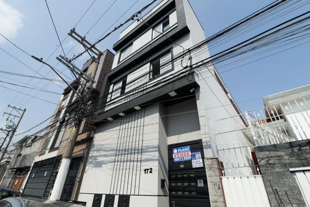 Apartamento à venda com 33m², 1 quarto e sem vaga Apartamento à venda com 33m², 1 quarto e sem vagaFachada