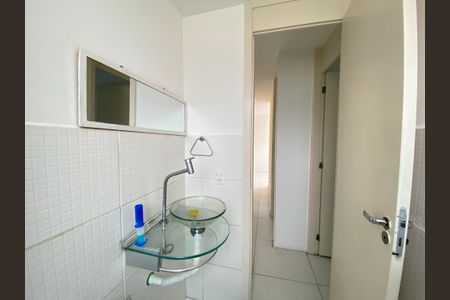 Apartamento para alugar com 55m², 2 quartos e sem vagaBanheiro