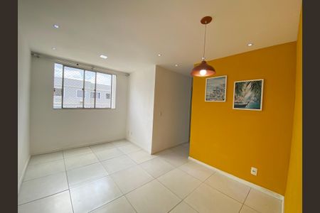 Sala  de apartamento à venda com 2 quartos, 55m² em Tomás Coelho, Rio de Janeiro