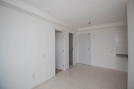 Sala   de apartamento para alugar com 2 quartos, 40m² em Vila Guilherme, São Paulo