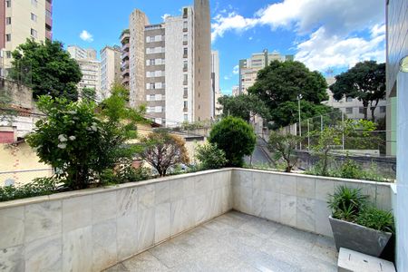 Varanda da Sala de apartamento à venda com 3 quartos, 120m² em Santo Antônio, Belo Horizonte