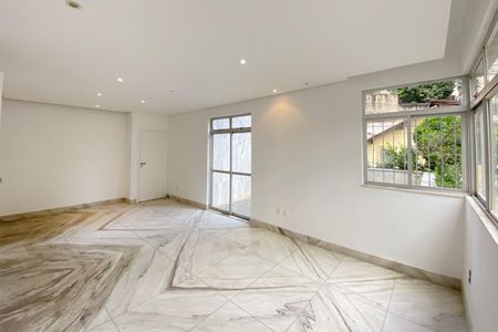 Sala de apartamento à venda com 3 quartos, 120m² em Santo Antônio, Belo Horizonte