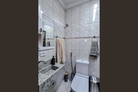 Casa à venda com 130m², 3 quartos e 2 vagasBanheiro da Suíte