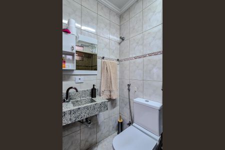 Casa à venda com 130m², 3 quartos e 2 vagasBanheiro da Suíte