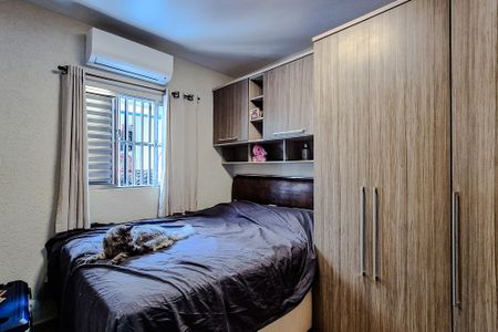 Casa à venda com 130m², 3 quartos e 2 vagasQuarto 2