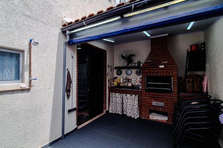 Casa à venda com 130m², 3 quartos e 2 vagasÁrea externa