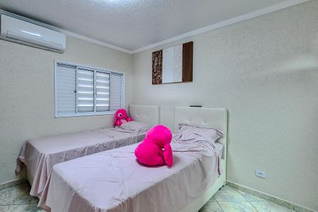 Casa à venda com 130m², 3 quartos e 2 vagasQuarto 1 - Suíte