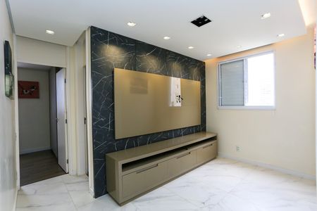 Sala  de apartamento para alugar com 2 quartos, 64m² em Vila Praia, São Paulo