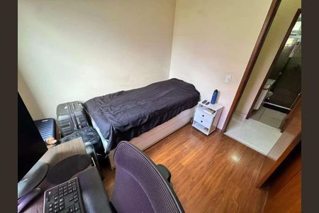 Apartamento à venda com 3 quartos, 75m² em Sagrada Família, Belo Horizonte