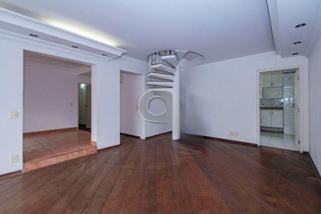 Apartamento à venda com 4 quartos, 270m² em Santa Cecilia, São Paulo