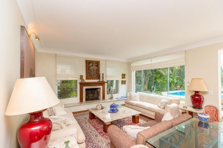 Casa à venda com 4 quartos, 480m² em Alto de Pinheiros, São Paulo