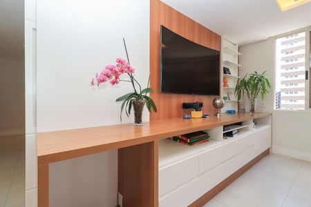 Apartamento à venda com 204m², 2 quartos e 3 vagas