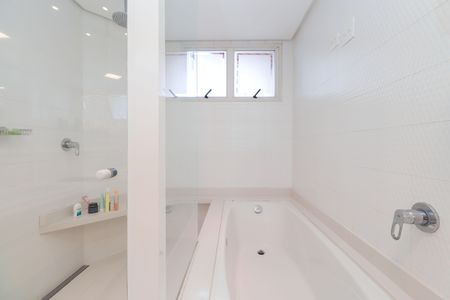 Apartamento à venda com 204m², 2 quartos e 3 vagas