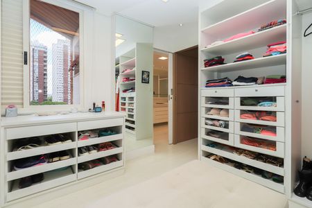 Apartamento à venda com 204m², 2 quartos e 3 vagas