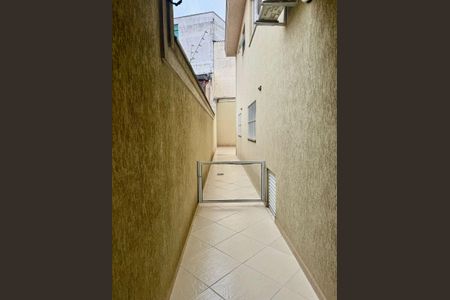 Casa à venda com 3 quartos, 201m² em Parque Sao Domingos, São Paulo