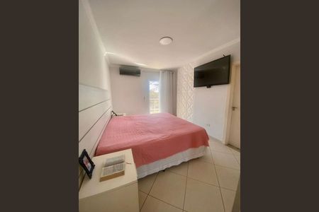 Casa à venda com 3 quartos, 201m² em Parque Sao Domingos, São Paulo