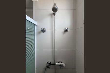 Apartamento para alugar com 50m², 2 quartos e 1 vagaChuveiro