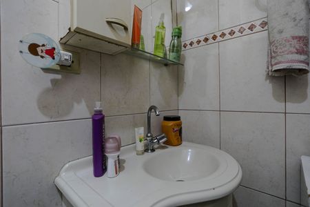 Apartamento para alugar com 55m², 2 quartos e sem vagaBanheiro 