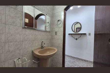 Casa para alugar com 120m², 3 quartos e sem vagaBanheiro