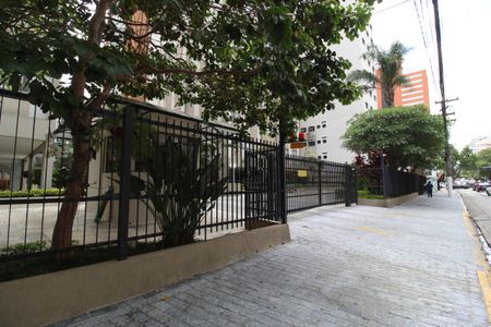 Apartamento para alugar com 51m², 1 quarto e 1 vagaFachada e Portaria