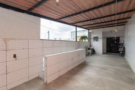Casa para alugar com 98m², 3 quartos e 1 vaga Casa para alugar com 98m², 3 quartos e 1 vagaTerraço