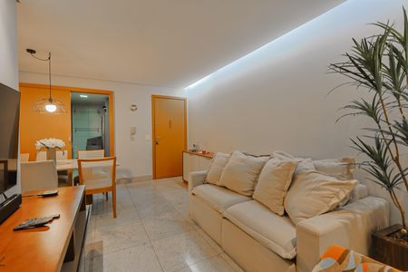 Sala de apartamento à venda com 3 quartos, 88m² em Fernão Dias, Belo Horizonte