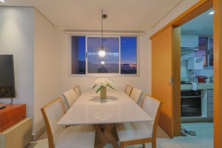 Sala de apartamento à venda com 3 quartos, 88m² em Fernão Dias, Belo Horizonte