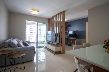 Sala de apartamento para alugar com 2 quartos, 70m² em Vila Suzana, São Paulo