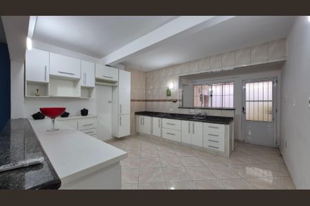 Casa para alugar com 120m², 3 quartos e 1 vagaCozinha