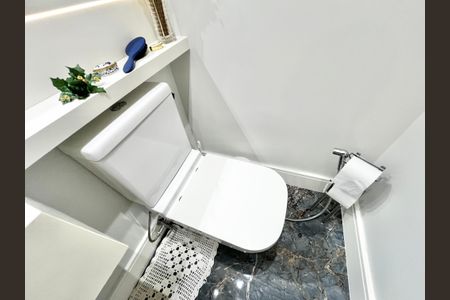 Apartamento à venda com 130m², 1 quarto e 2 vagasLavabo