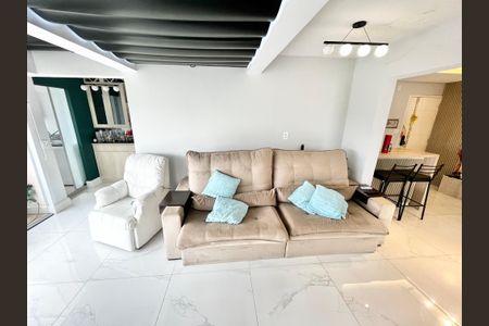 Apartamento à venda com 130m², 1 quarto e 2 vagasSala