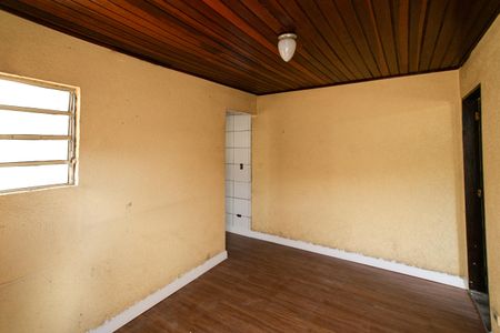 Sala de casa para alugar com 2 quartos, 140m² em Parque Casa de Pedra, São Paulo