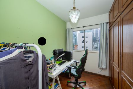 Apartamento à venda com 107m², 3 quartos e 1 vagaQUARTO3