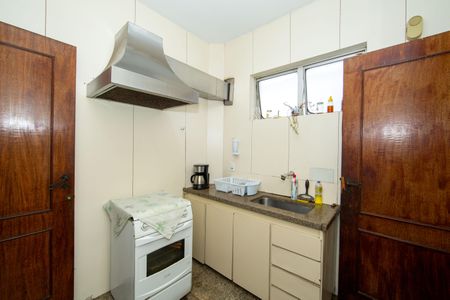 Apartamento à venda com 107m², 3 quartos e 1 vagaCOZINHA